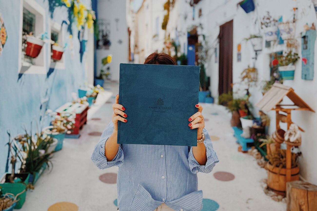 3 Simple Steps to Start Selling Albums as a Photographer